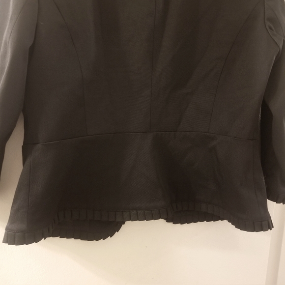 Jones New York Signature Button Down Stretch Jacket Size 10P Black 3/4 sleeve - Picture 6 of 7